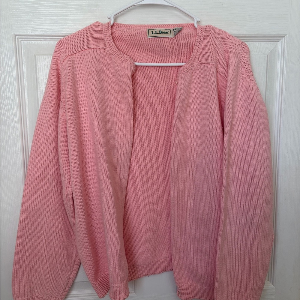L.L. Bean Women's Soft Pink Cardigan vintage